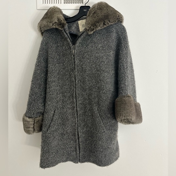 Zara Oversize Sweater Coat Wool with Faux fur hood - Picture 3 of 10